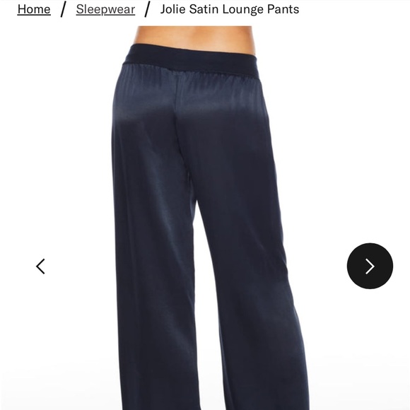 NWT!!! pj harlow Navy Jolie Satin Capri Pants. - Picture 2 of 4